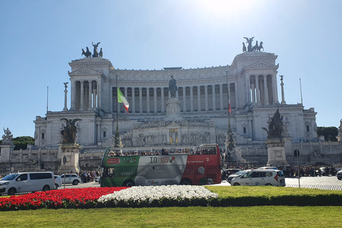 Roma: Entrada a la Capilla Sixtina y Autobús Hop-On-Hop-Off 24 horasEntrada sin colas a la Capilla Sixtina y Hop On Hop Off 24H