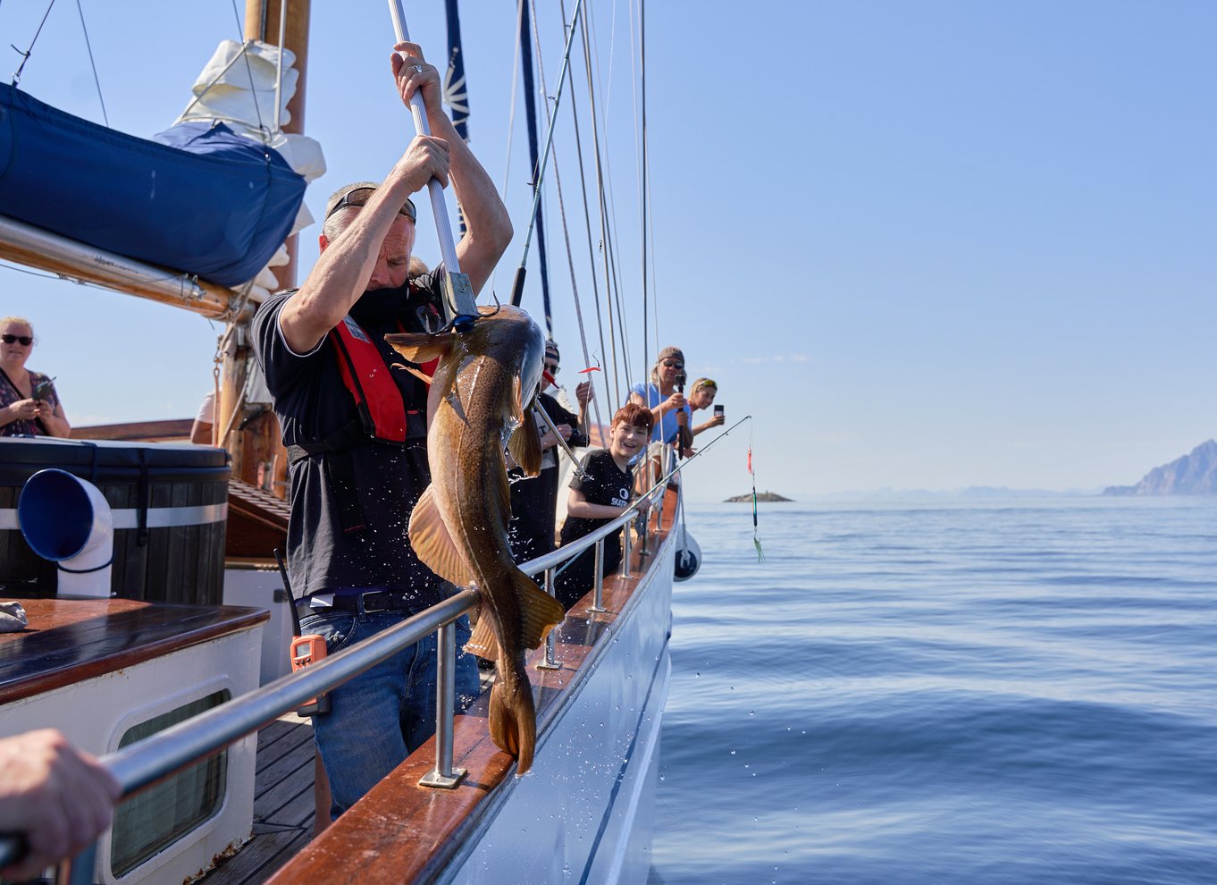 Fra Dyrøyhamn: Nordnorges luksuriøse fisketur