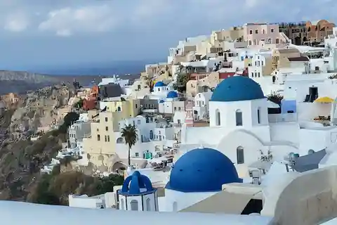 Santorini: Customizable Private Island Day Tour
