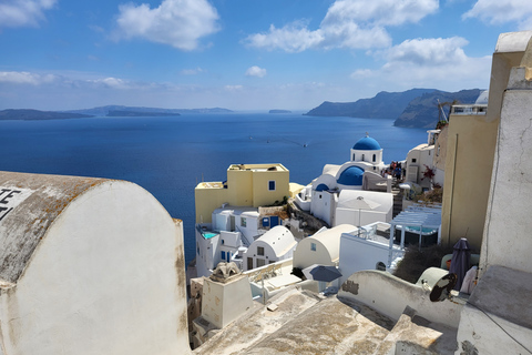 Santorini: dagtour op privé-eiland aanpasbaar