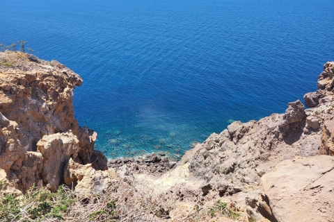 Santorini: dagtour op privé-eiland aanpasbaar
