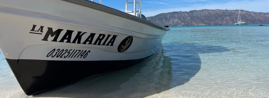Loreto : Excursion en hors-bord avec baignade, plongée en apnée et pique-nique