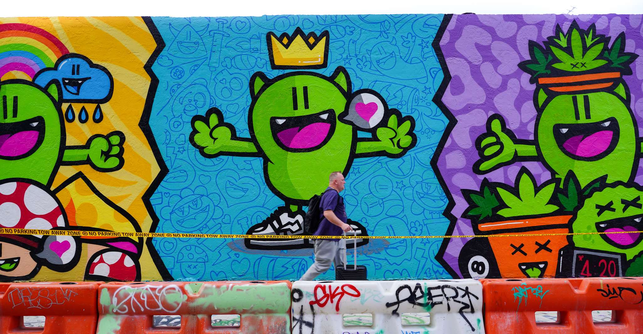 Wynwood Art District 1-Hour Wynwood Buggies Street Art Tour - Housity