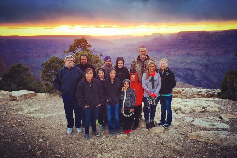 Wycieczka po zachodzie słońca nad Wielkim Kanionem z perspektywy biblijnego stworzenia