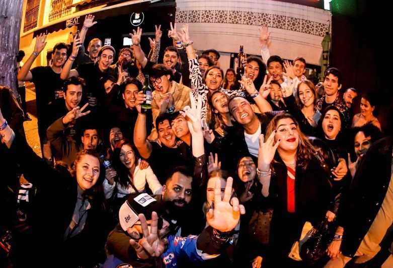 Istanbul: Party Pub Crawl with Party Bus