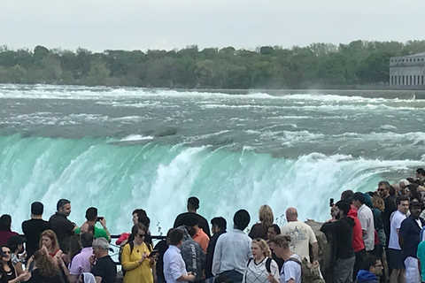 From Toronto: Niagara Falls Day Tour with Boat Cruise Niagara Falls Tour with Lunch