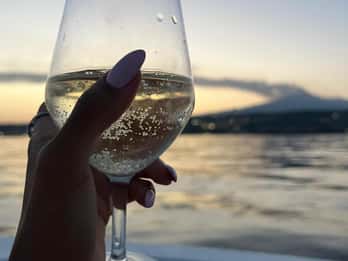 BOAT TOUR WITH APERITIF ON BOARD IN THE CYCLOPS ISLANDS