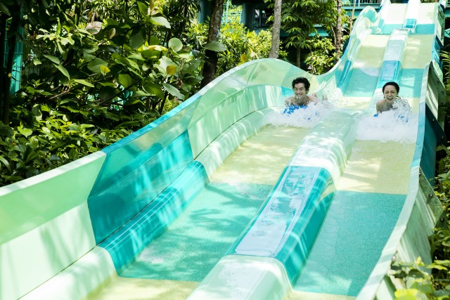 Visit Singapore Adventure Cove Waterpark Entrance Ticket in Jurong East, Singapore