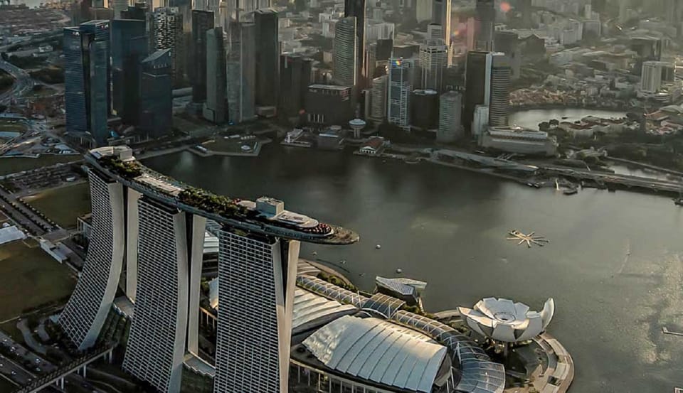 File:Marina Bays Sands Hotel from the bridge connecting to the