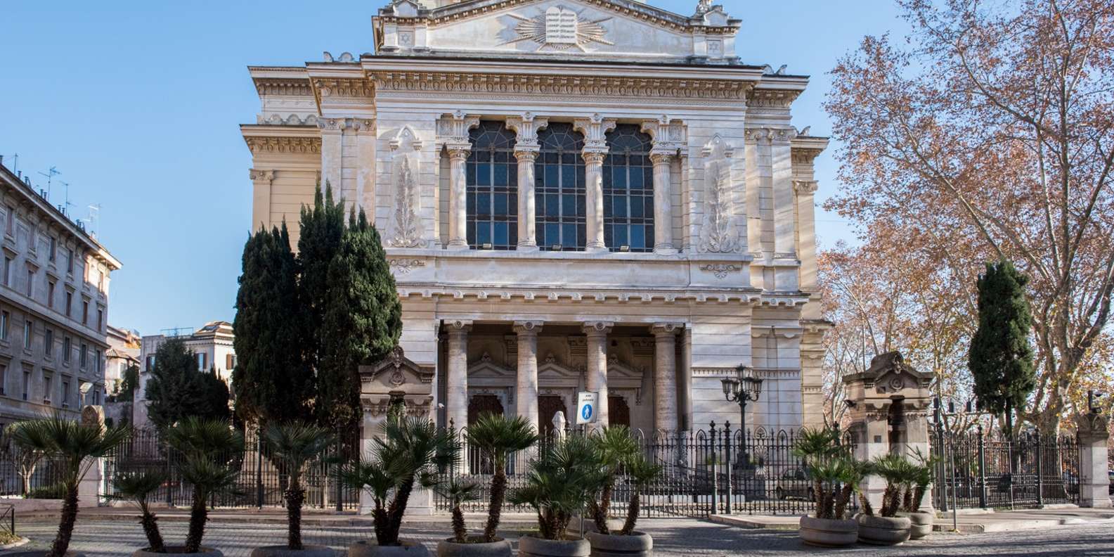 Jewish Quarters In Rome Rome: Jewish Ghetto, Great Synagogue