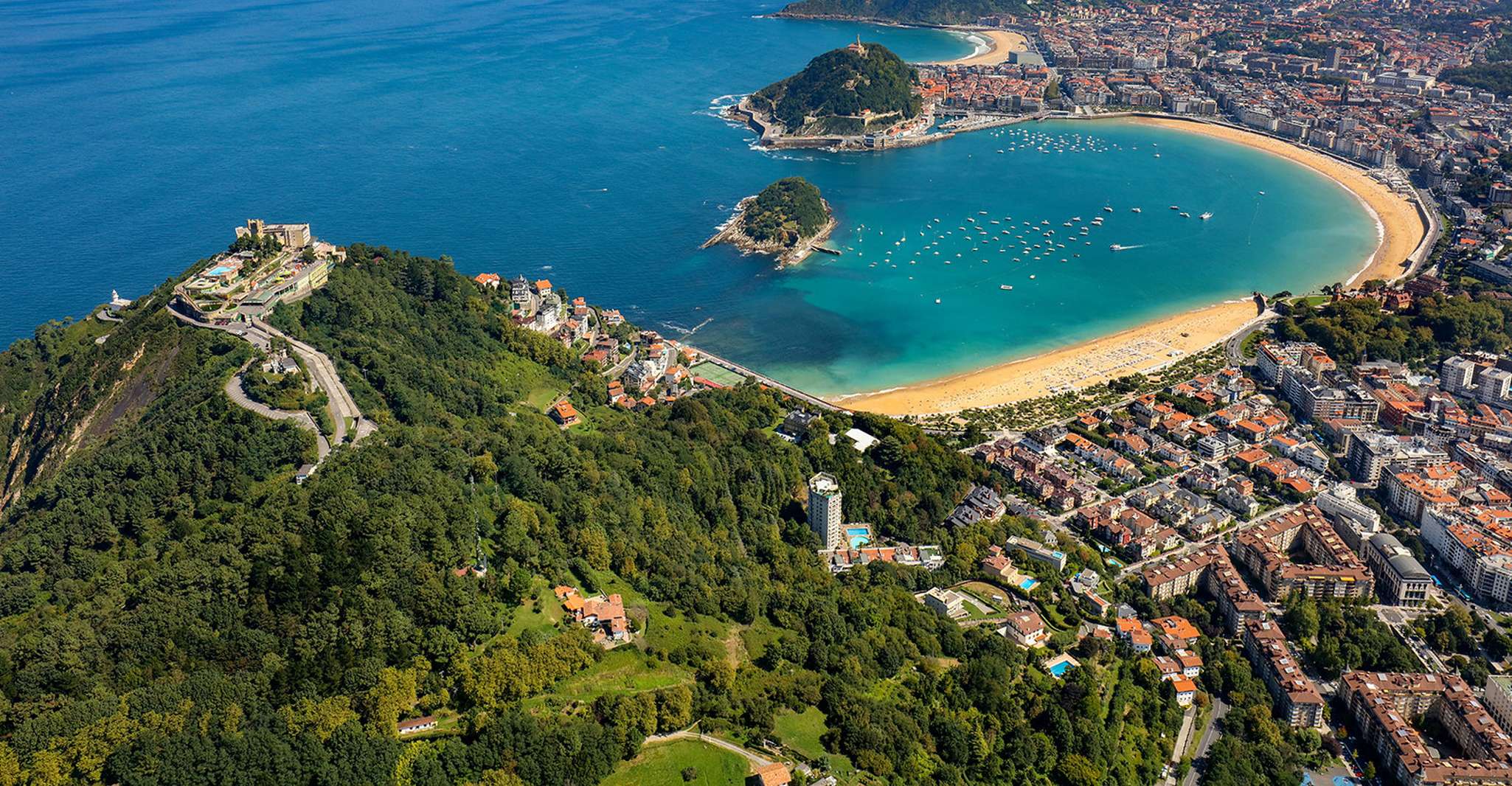 Desde Bilbao, San Sebastián y Hondarribia Minibus Tour - Hizvo