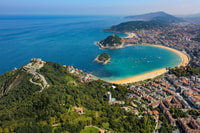 Desde Bilbao, San Sebastián y Hondarribia Minibus Tour - Hizvo