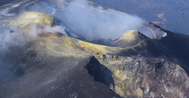 リングアグロッサ:オプションの4WD付きエトナ山頂火口ハイキング GetYourGuide