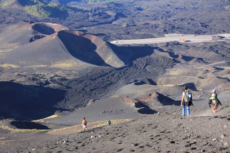 Caminhada guiada pelas crateras do Monte Etna teleférico e jipe