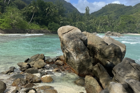 Île de Mahe : Excursion privée d'une journée sur l'île de MahéVisite privée d'une demi-journée de l'île de Mahe
