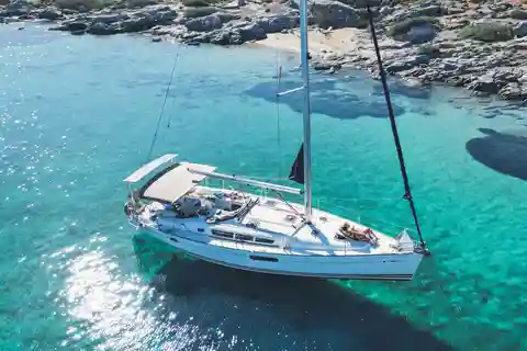Héraklion : Croisière privée sur l'île de Dia avec repas complet