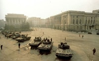 Bucarest, comunismo e historia Tour a pie de la ciudad guiado - Housity