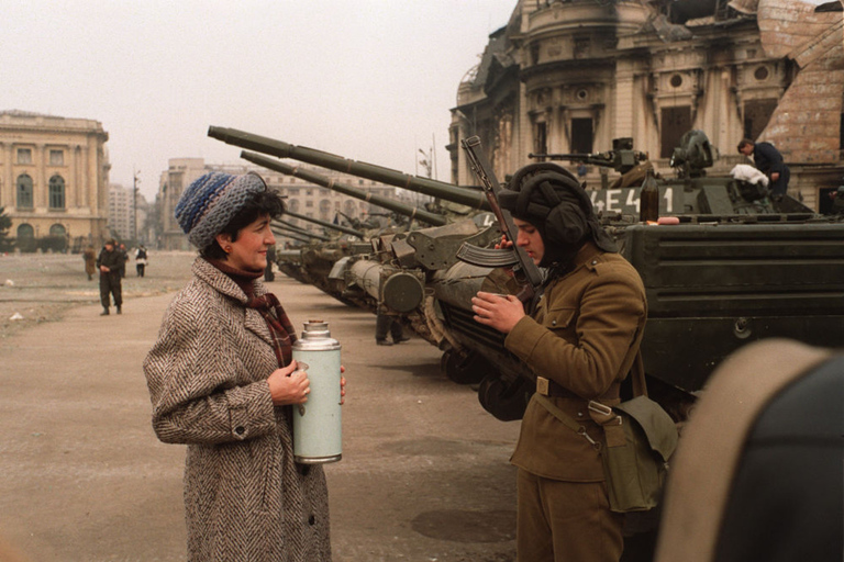 Bucarest : Communisme et histoire Visite guidée de la villeBucarest : Communisme et histoire Visite guidée à pied de la ville