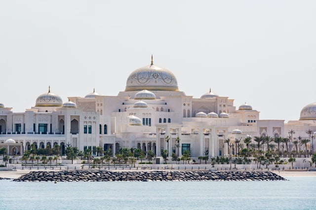 Dubai: Sheikh Zayed Moschee Tour, Qasr Al Watan mit Transfer