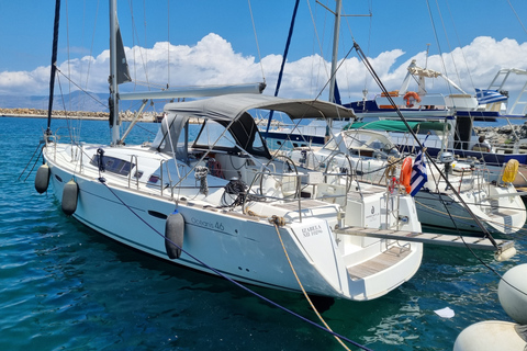 Kissamos: Balos and Gramvousa Private Sailing Trip with Meal