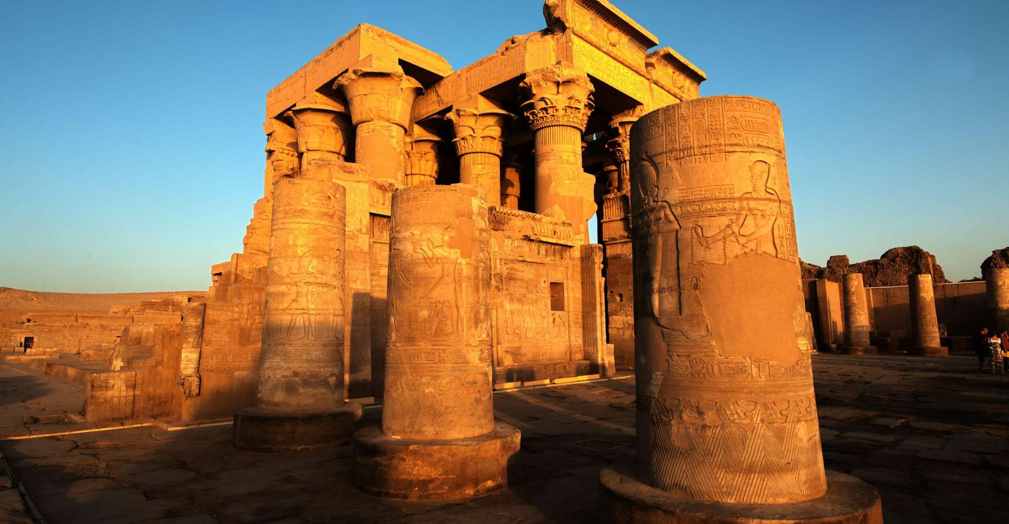 Excursão diurna a Aswan, Edfu e Kom Ombo com transferência de Luxor - Hizvo