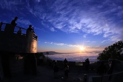 Teshikaga: Kussharo Sea of Clouds & Sunrise Trip in Tsubetsu