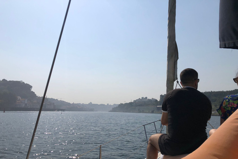 Paseo en barco por el río Duero