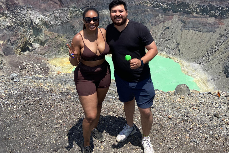 Volcan de Santa Ana: Amazing crater in whole Central AmericaVolcan de Santa Ana from San Salvador