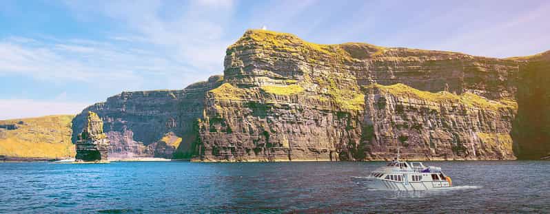 From Dublin: Cliffs of Moher and Aran Islands Tour