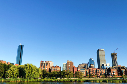 Boston: Charles River Sightseeing Cruise