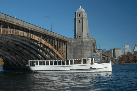 Boston: Charles River Sightseeing Cruise