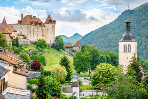 Gruyères, Käserei und Maison Cailler von Interlaken aus