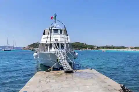 Z Santa Teresa di Gallura: mini rejs La Maddalena