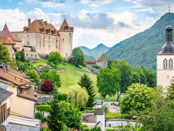 Bern: Gruyères Cheese and Cailler Chocolate Tasting Tour
