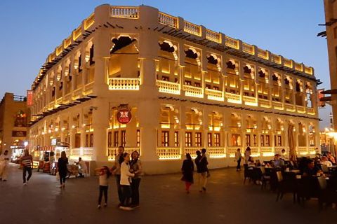 Doha: Private Nighttime Tour by Car with Hotel Transfer