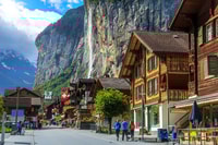 Interlaken, Lauterbrunnen & Mürren Village Small Group Tour - Housity