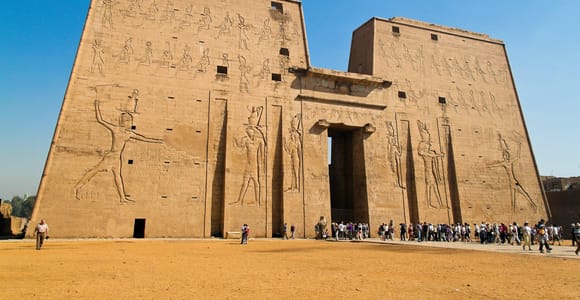Von Assuan aus: Edfu und Kom Ombo Tempel All-Inclusive Tagestour