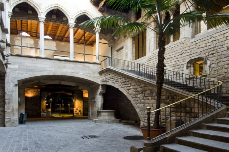 Barcelone : Musée Picasso et Moco avec visite à pied du BornVisite guidée bilingue - anglais de préférence