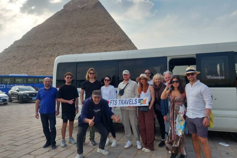 Au départ de Port Saïd : excursion d'une journée complète aux Pyramides et au Musée égyptien.Excursion d'une journée au Caire et aux pyramides au départ du port de Port-Saïd