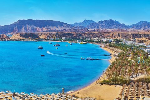 Hurghada: Jungle Aqua Park Trip with Submarine Ticket