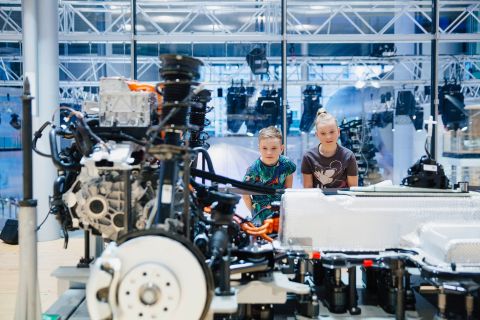 Dresde: Visita especial para niños y familias Fábrica de VW