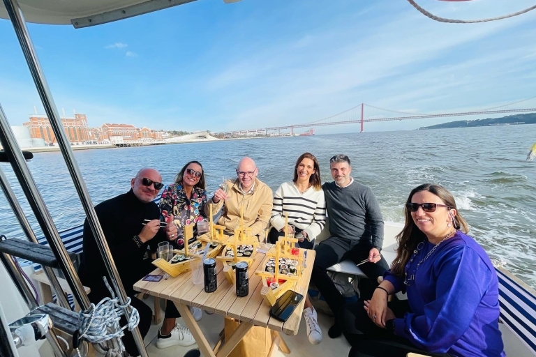 Barco Lisboa Sightseeing Río Tajo | Comida&Drinks | BuceoLisboa Me Paseos en Barco Experiencia en Cascais