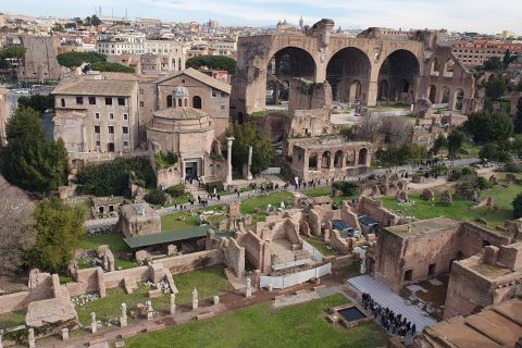 Rome : zones restreintes du Colisée, arène et mont Palatin
