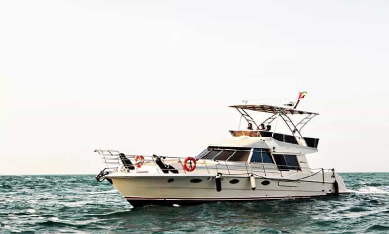 dubai marina private yacht tour