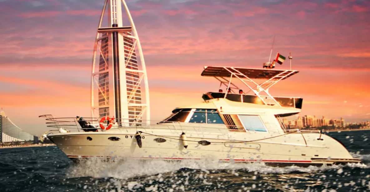 Dubai Private Yachttour zum Yachthafen und zur Küste mit Schwimmen GetYourGuide