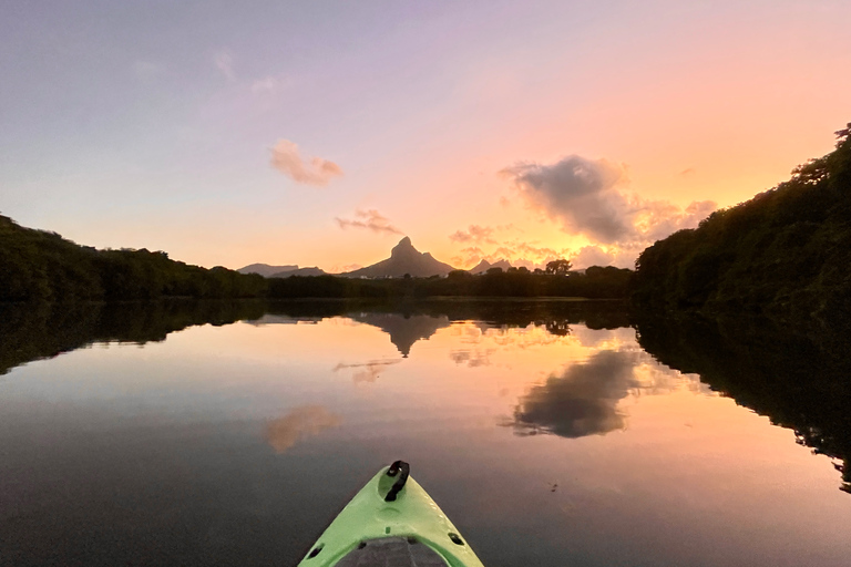 Mauritius: Guided Sunrise Kayak Tour on the Tamarin River