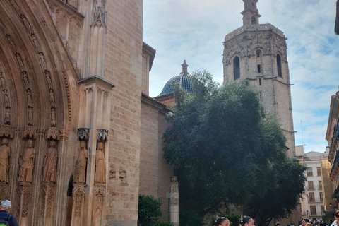 Valencia: Tour a piedi del Festival delle FallasTour a piedi del Festival delle Fallas