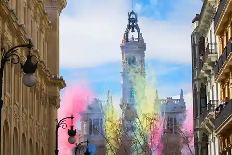 Valencia: Fallas Festival Walking Tour with Entry Ticket