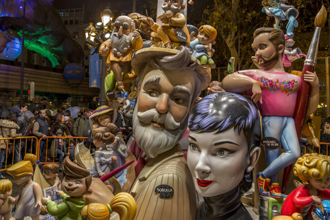 Valencia: Tour a pie de las FallasTour a pie de las Fiestas de Fallas