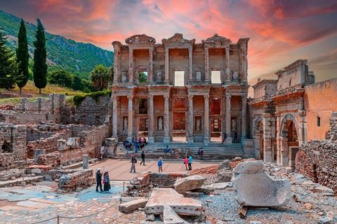 Selcuk: Private Ancient City of Ephesus Half-Day Tour
